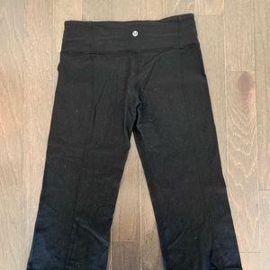 Lululemon Cropped Capris Size 6